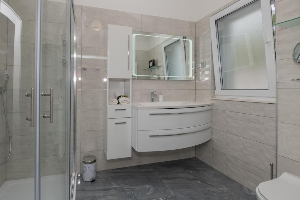 Mira Mel Mit Privaten Pool - Exklusiv